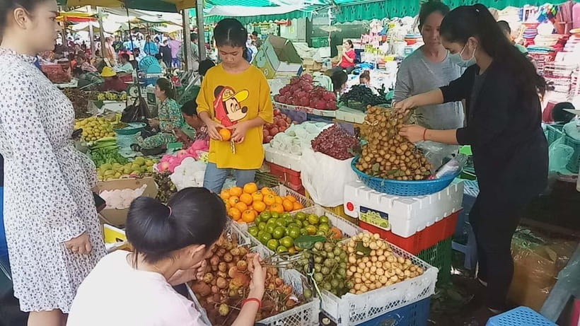 Siem Reap Street Foods Tour by Tuk Tuk with Personal Guide - The guide factor: why Sa and Pal get mentioned