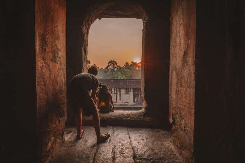 Siem Reap Sunrise Angkor Wat Temple Tour - Angkor sunrise vibes: how the timing affects your experience