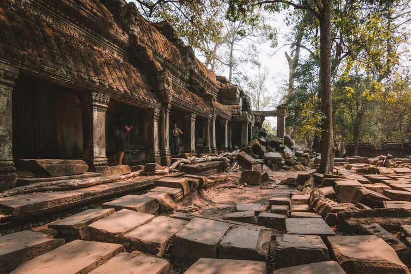Siem Reap Sunrise Angkor Wat Temple Tour - Bayon Temple: faces, viewpoints, and why two hours helps