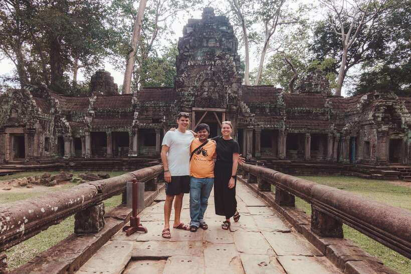 Siem Reap Sunrise Angkor Wat Temple Tour - How the pass and entry process shapes your morning