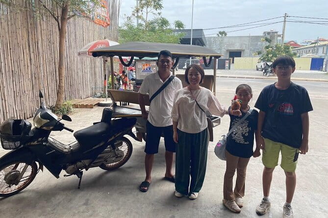 Siem Reap Temple Tuktuk Tour: Explore Angkor Wat and beyond. - Transportation Value: What $30 Per Group Really Means