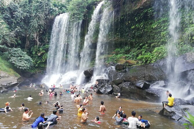 Siem Reap to Phnom Kulen: Waterfalls & 1000 Lingas Tour - Kulen Waterfall: when you can cool off for real