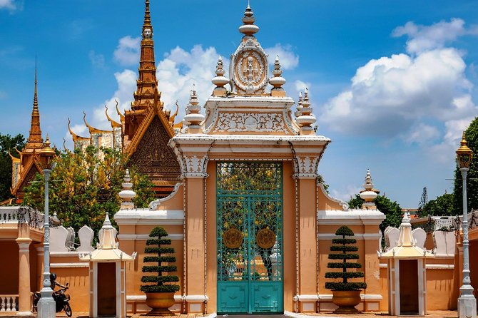 Siem Reap to Phnom Penh by Private Car or Minivan - Detours You Can Ask For: Bridges, Markets, and Tonle Sap