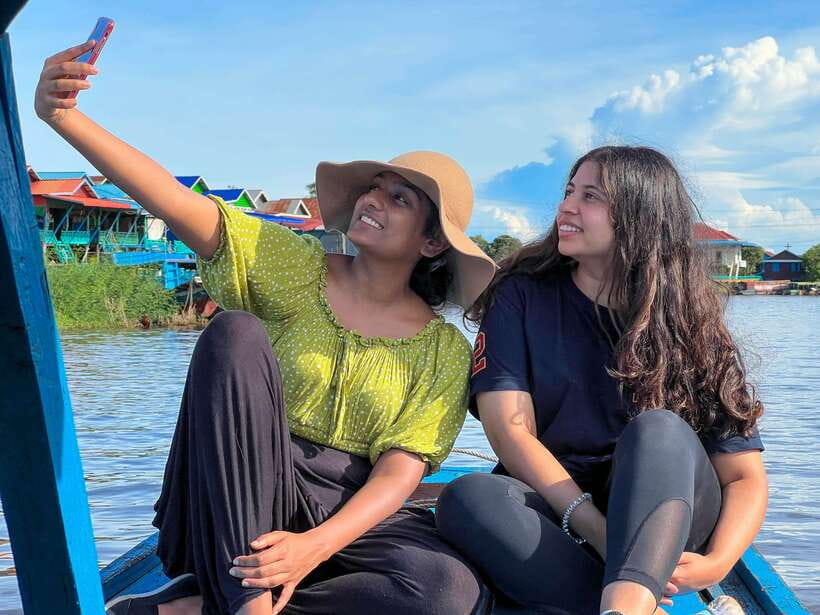 Siem Reap: Tonle Sap and Kampong Phluk Tour with Street Food - The Artificial-Island Buddhist Monastery Stop