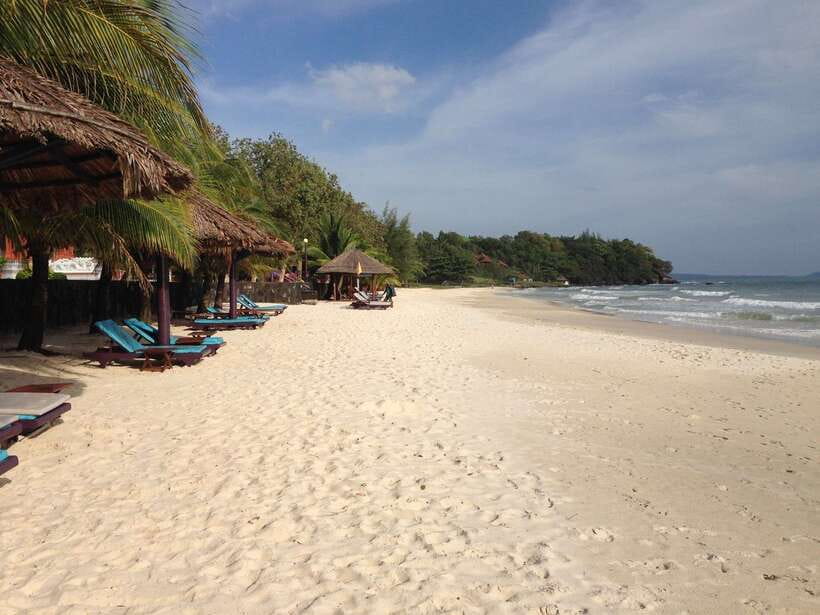 Sihanoukville: Group Shore Excursion from Cruise Port - Independence Monument to get your bearings fast
