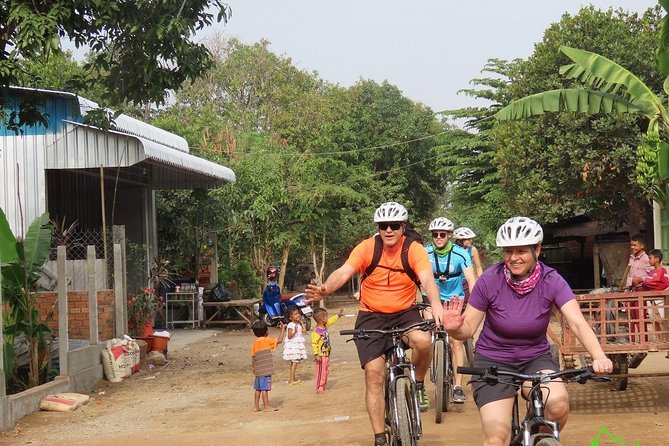 Silk Island Cycling Adventure & lunch with locals - Craft surprises you might spot along the route