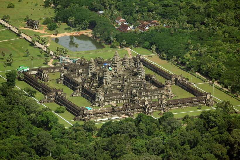 Sky Venture Microlight Siem Reap - The Temple Circuit: From Smaller Shrines to Angkor Wat