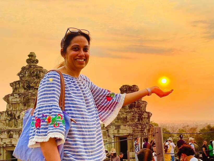 Small-Group Full Day Angkor wat Guide tour with Sun set - Banteay Kdei lunch stop: a breather between the big showpieces