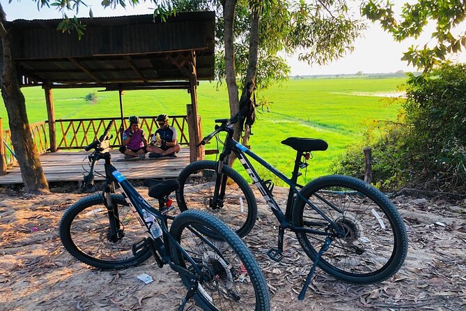 Sunset at Countryside - Why this afternoon bike ride works better than another Angkor day