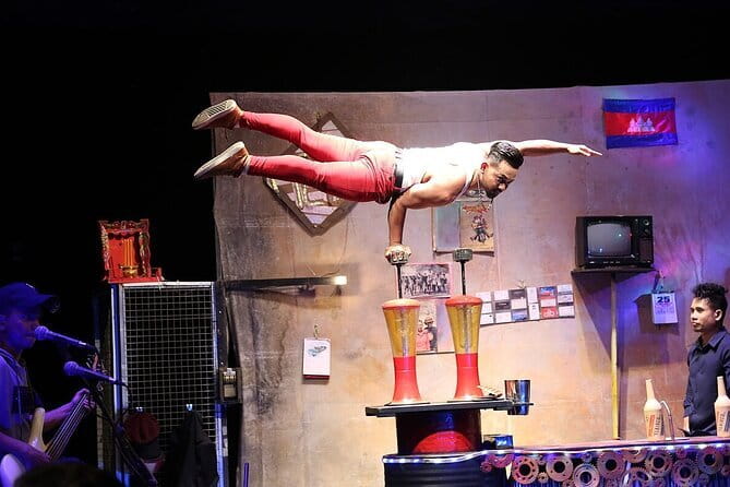 The Cambodian Circus Show and Pub Street Night Market - Cambodian Circus Show in Siem Reap: Why This Evening Plan Works