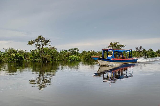 Tonle Sap Lake & Kampong Khleang Village Day Tour - Kompong Khleang village visit: Stilted homes and daily life you can read