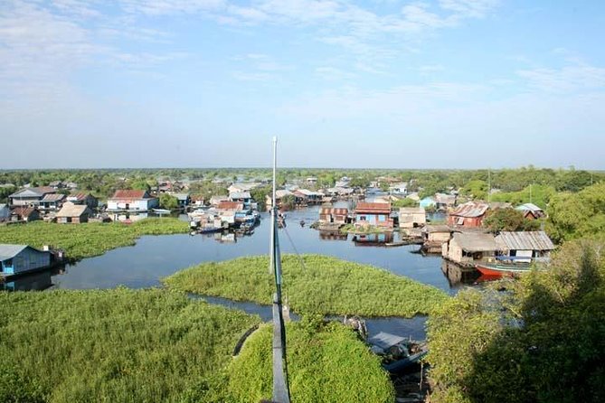Tonle Sap Lake & Kampong Phluk Village Half-Day Tour - Stop 1: Kampong Phluk Floating Village, what you’ll notice