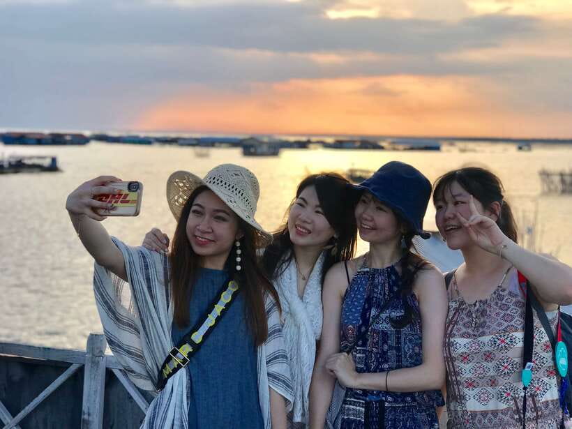 Tonle Sap Tour of Kompong Phluk Village & Evening Food tour - Tonle Sap Lake Cruise and Sunset: the highlight, plus a fair warning