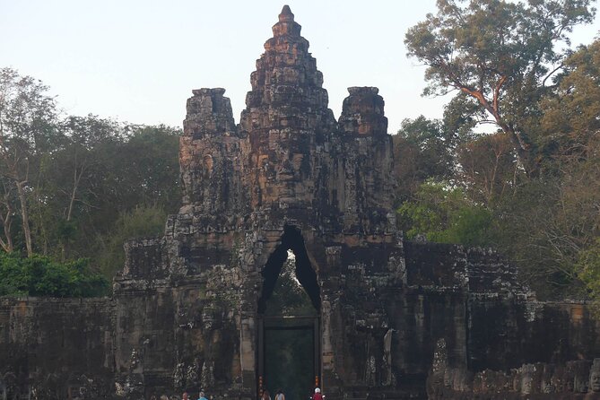 Two Days Angkor Wat Park-Beng Mealea and Kampong Phluk Village - Day 2 starts with Kampong Phluk, where life moves to the water