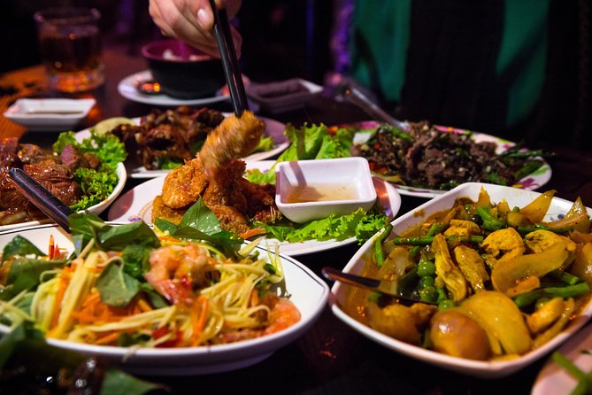 Ultimate Phnom Penh Food Tour by Tuk Tuk: 20 Tastings and Drinks - Wat Phnom’s main dinner with live music