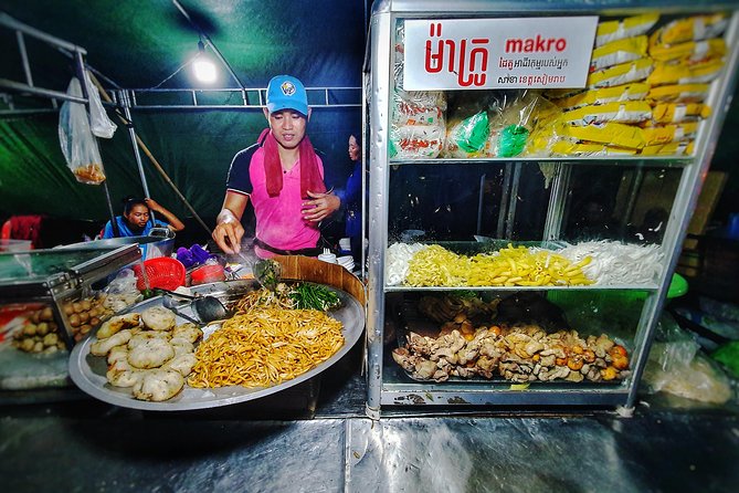 Ultimate Siem Reap Food Tour (10 Locals Tasting with Drinks & Transport) - Drinks, Water, and the One Alcohol Detail
