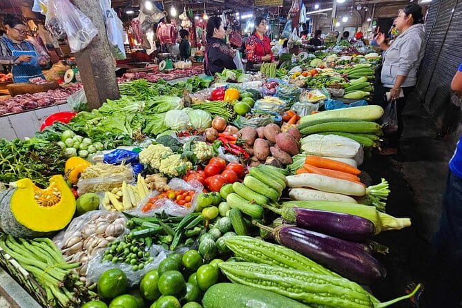 Ultimate Siem Reap Food Tour by Tuk Tuk - 20 Tastings, 8 Stops - The creative cocktail or mocktail finale in a garden-style spot