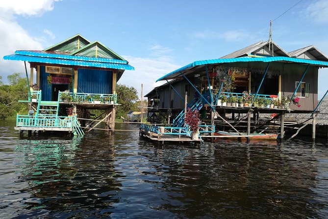 War Museum, Killing Field and Floating Village ( Kampong Phluk) - War Museum Cambodia: the civil war told through objects and stories